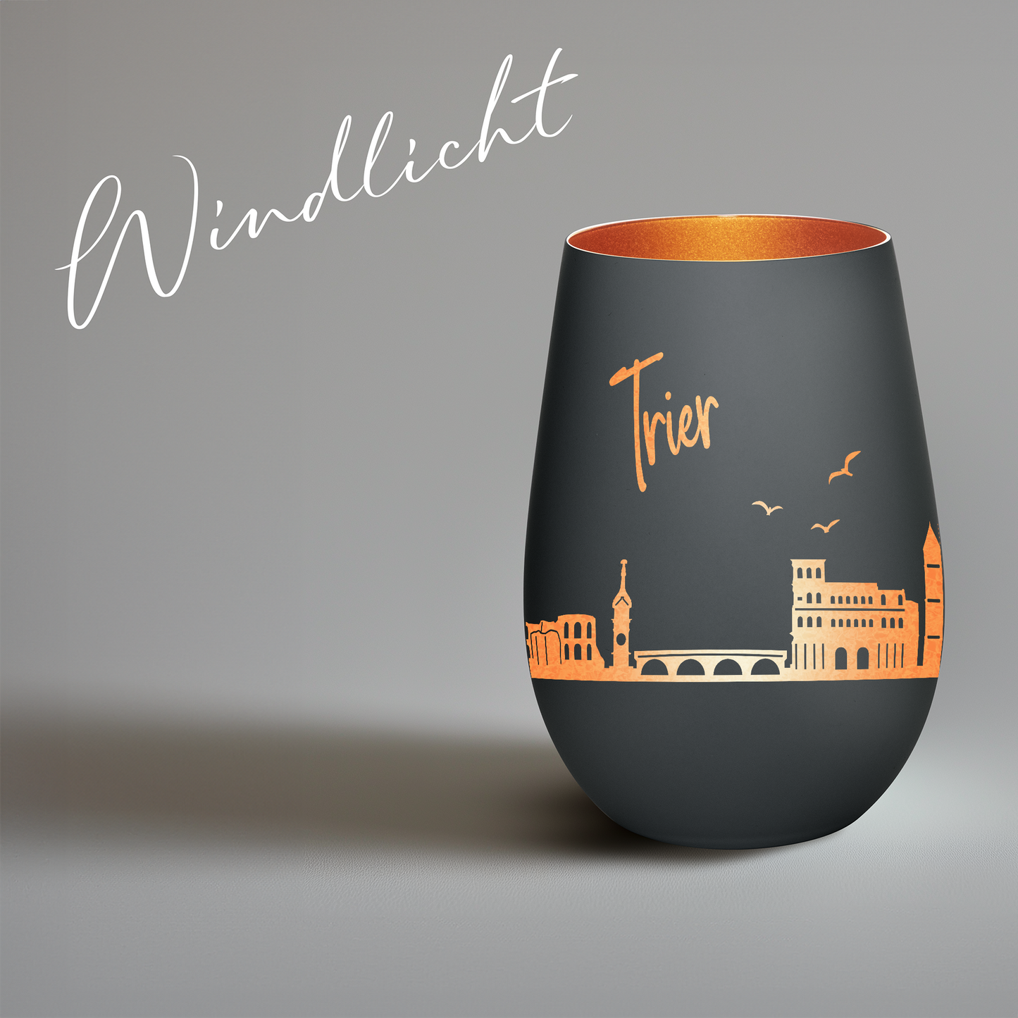 Hochwertiges Glas Windlicht mit Gravur "SKYLINE TRIER" in der Farbe Schwarz/Bronze