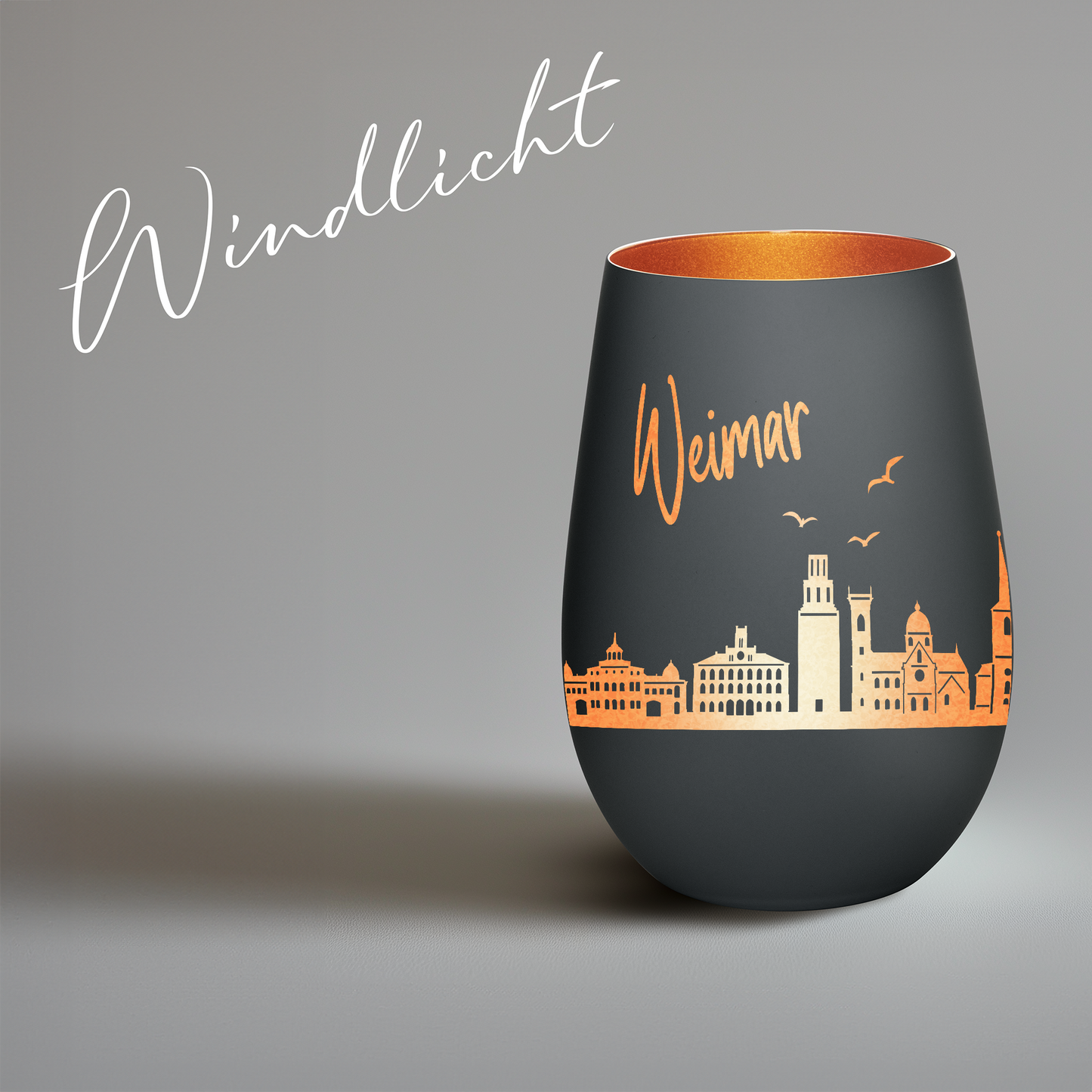 Hochwertiges Glas Windlicht mit Gravur "SKYLINE WEIMAR" in der Farbe Schwarz/Bronze