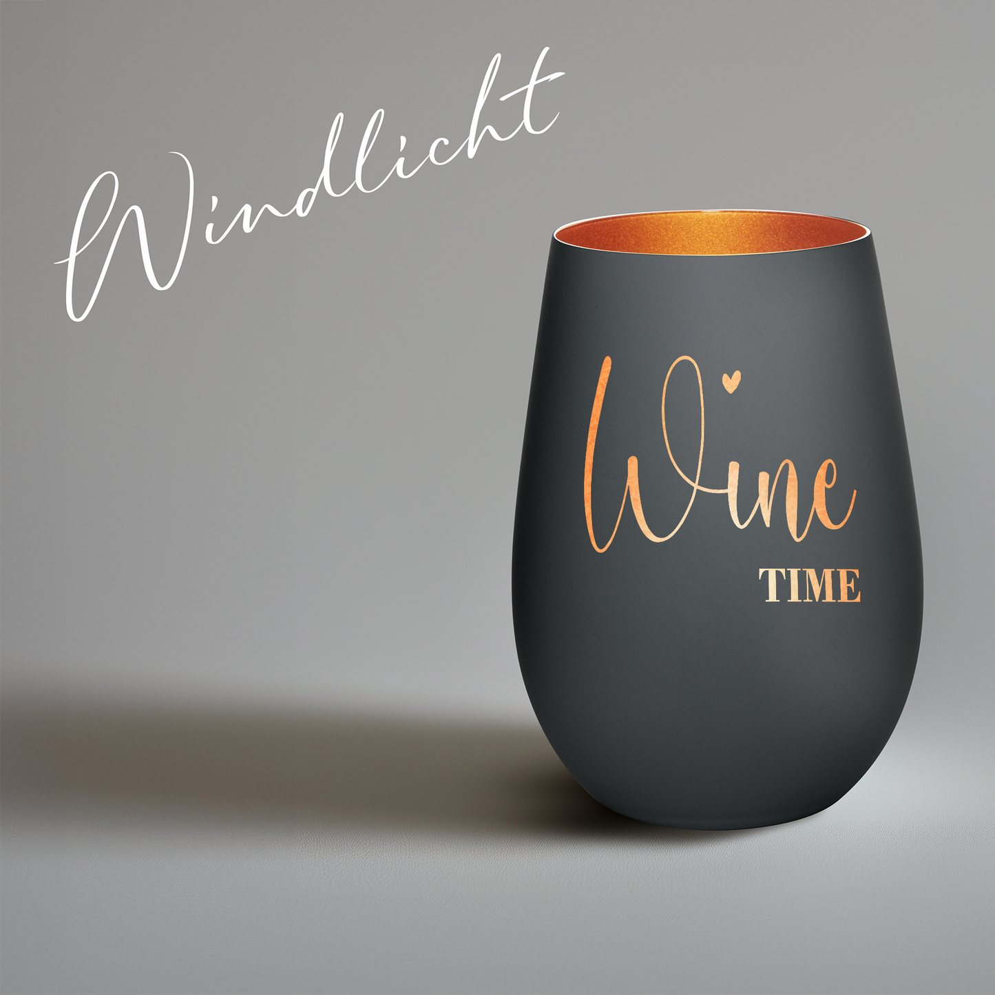 Hochwertiges Glas Windlicht mit Gravur "WINE TIME" in der Farbe Schwarz/Bronze