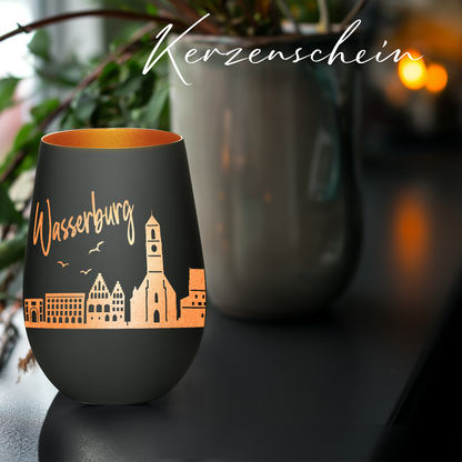 Hochwertiges Glas Windlicht mit Gravur "SKYLINE WASSERBURG" in der Farbe Schwarz/Bronze
