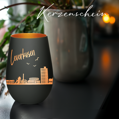 Hochwertiges Glas Windlicht mit Gravur "SKYLINE LEVERKUSEN" in der Farbe Schwarz/Bronze