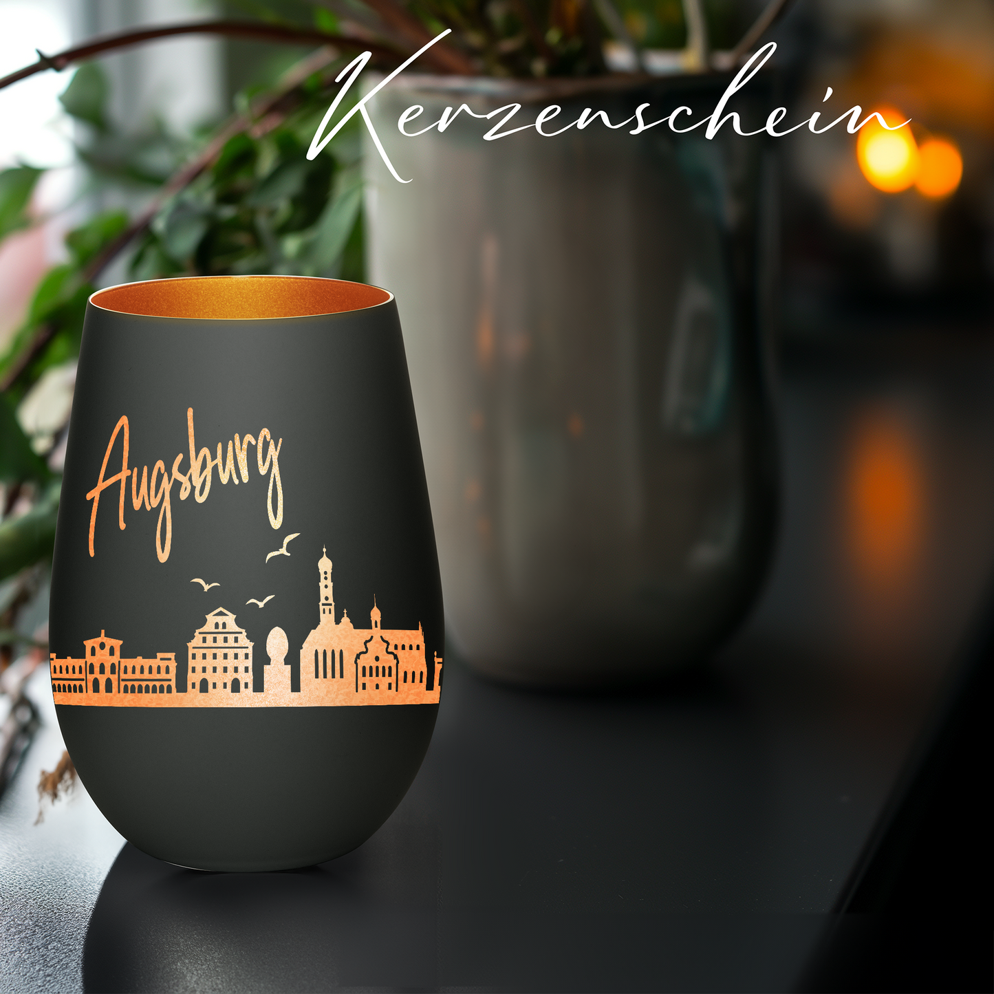 Hochwertiges Glas Windlicht mit Gravur "SKYLINE AUGSBURG" in der Farbe Schwarz/Bronze