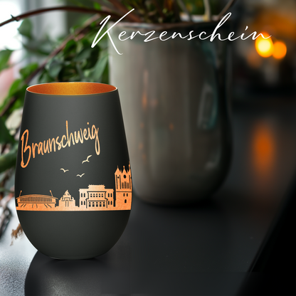 Hochwertiges Glas Windlicht mit Gravur "SKYLINE BRAUNSCHWEIG" in der Farbe Schwarz/Bronze