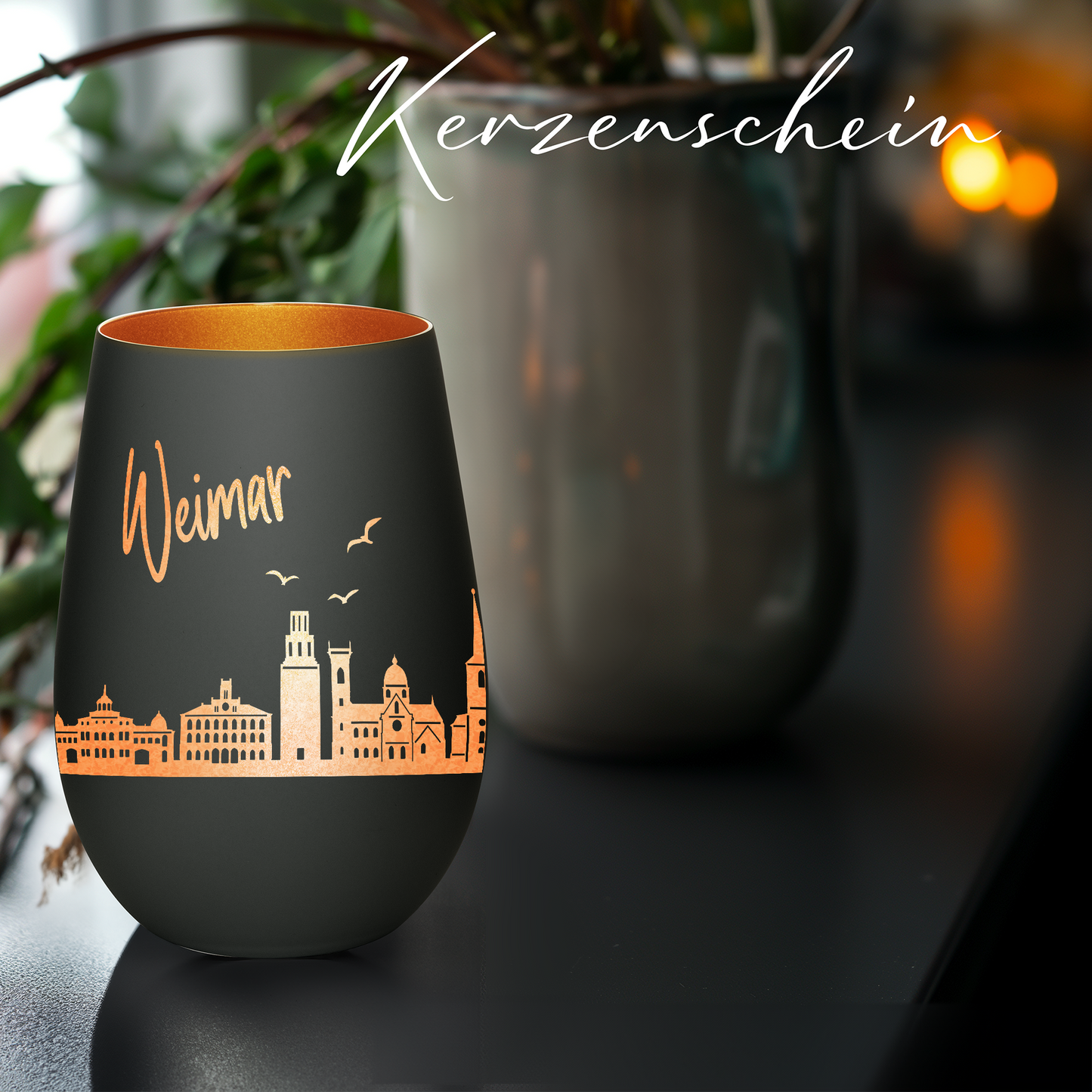 Hochwertiges Glas Windlicht mit Gravur "SKYLINE WEIMAR" in der Farbe Schwarz/Bronze