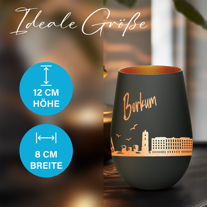 Hochwertiges Glas Windlicht mit Gravur "SKYLINE BORKUM" in der Farbe Schwarz/Bronze