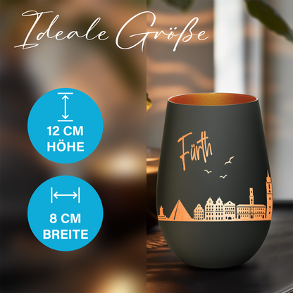 Hochwertiges Glas Windlicht mit Gravur "SKYLINE FÜRTH" in der Farbe Schwarz/Bronze