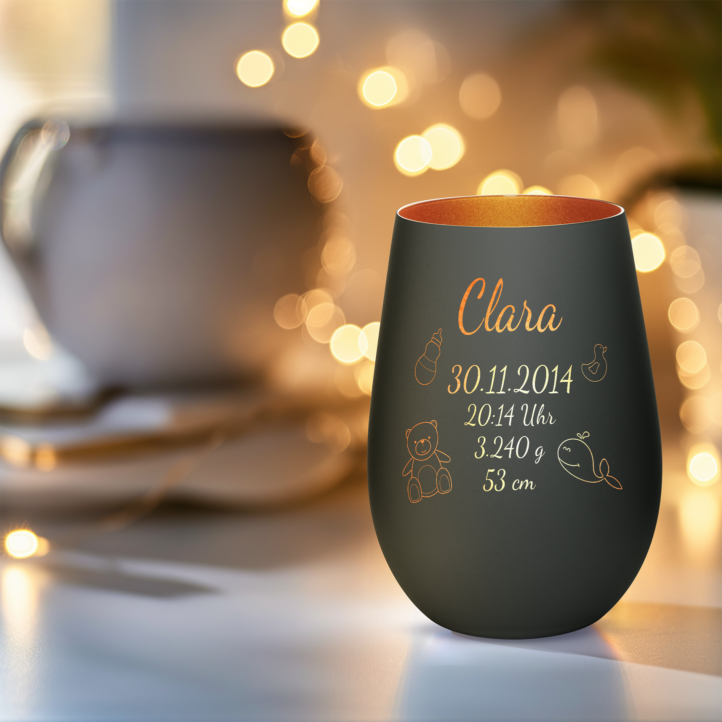 Hochwertiges Glas Windlicht mit Gravur "ZUR GEBURT" mit Wunschname und Datum in der Farbe Schwarz/Bronze