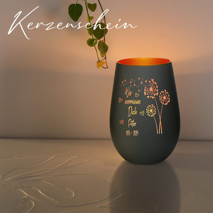 Hochwertiges Glas Windlicht mit Gravur als Trauerlicht "WIR VERMISSEN DICH" mit Wunschname in der Farbe Schwarz/Bronze