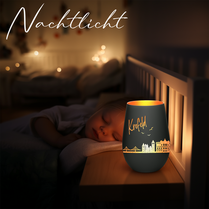 Hochwertiges Glas Windlicht mit Gravur "SKYLINE KREFELD" in der Farbe Schwarz/Bronze