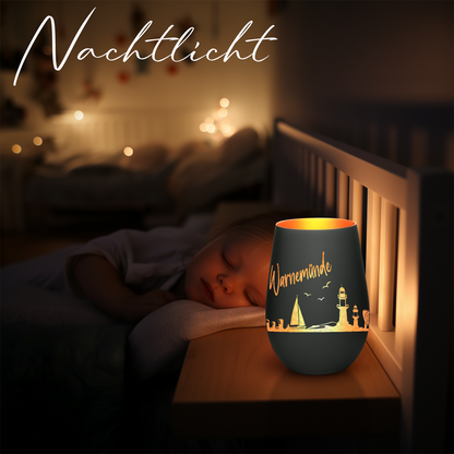 Hochwertiges Glas Windlicht mit Gravur "SKYLINE WARNEMÜNDE" in der Farbe Schwarz/Bronze