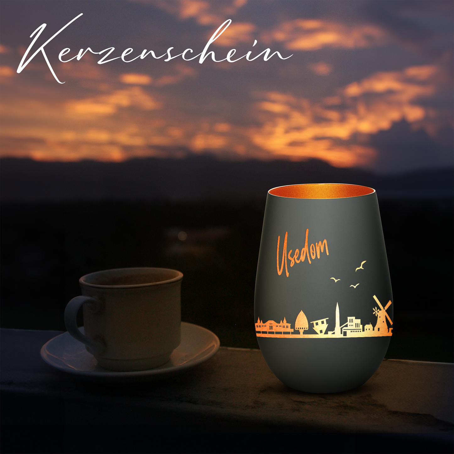 Hochwertiges Glas Windlicht mit Gravur "SKYLINE USEDOM" in der Farbe Schwarz/Bronze