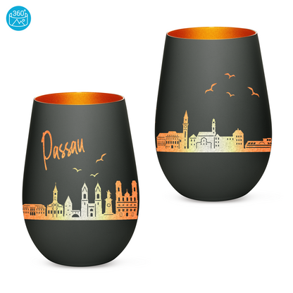 Hochwertiges Glas Windlicht mit Gravur "SKYLINE PASSAU" in der Farbe Schwarz/Bronze