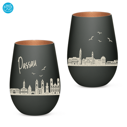 Hochwertiges Glas Windlicht mit Gravur "SKYLINE PASSAU" in der Farbe Schwarz/Bronze