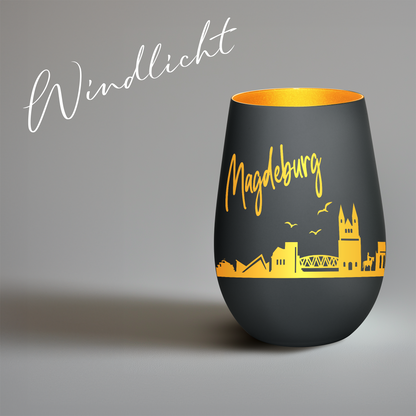 Hochwertiges Glas Windlicht mit Gravur "SKYLINE MAGDEBURG" in der Farbe Schwarz/Gold