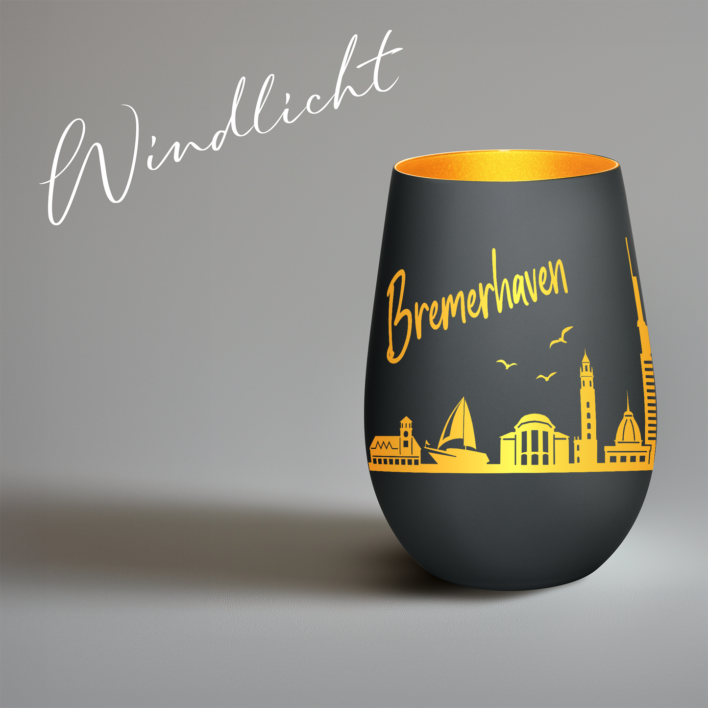 Hochwertiges Glas Windlicht mit Gravur "SKYLINE BREMERHAVEN" in der Farbe Schwarz/Gold