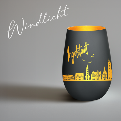 Hochwertiges Glas Windlicht mit Gravur "SKYLINE INGOLSTADT" in der Farbe Schwarz/Gold