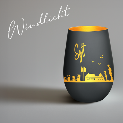 Hochwertiges Glas Windlicht mit Gravur "SKYLINE SYLT" in der Farbe Schwarz/Gold