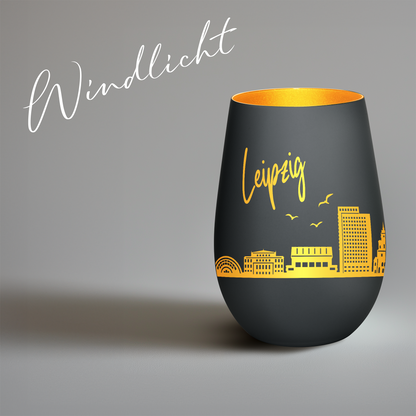 Hochwertiges Glas Windlicht mit Gravur "SKYLINE LEIPZIG" in der Farbe Schwarz/Gold