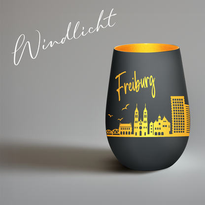 Hochwertiges Glas Windlicht mit Gravur "SKYLINE FREIBURG" in der Farbe Schwarz/Gold