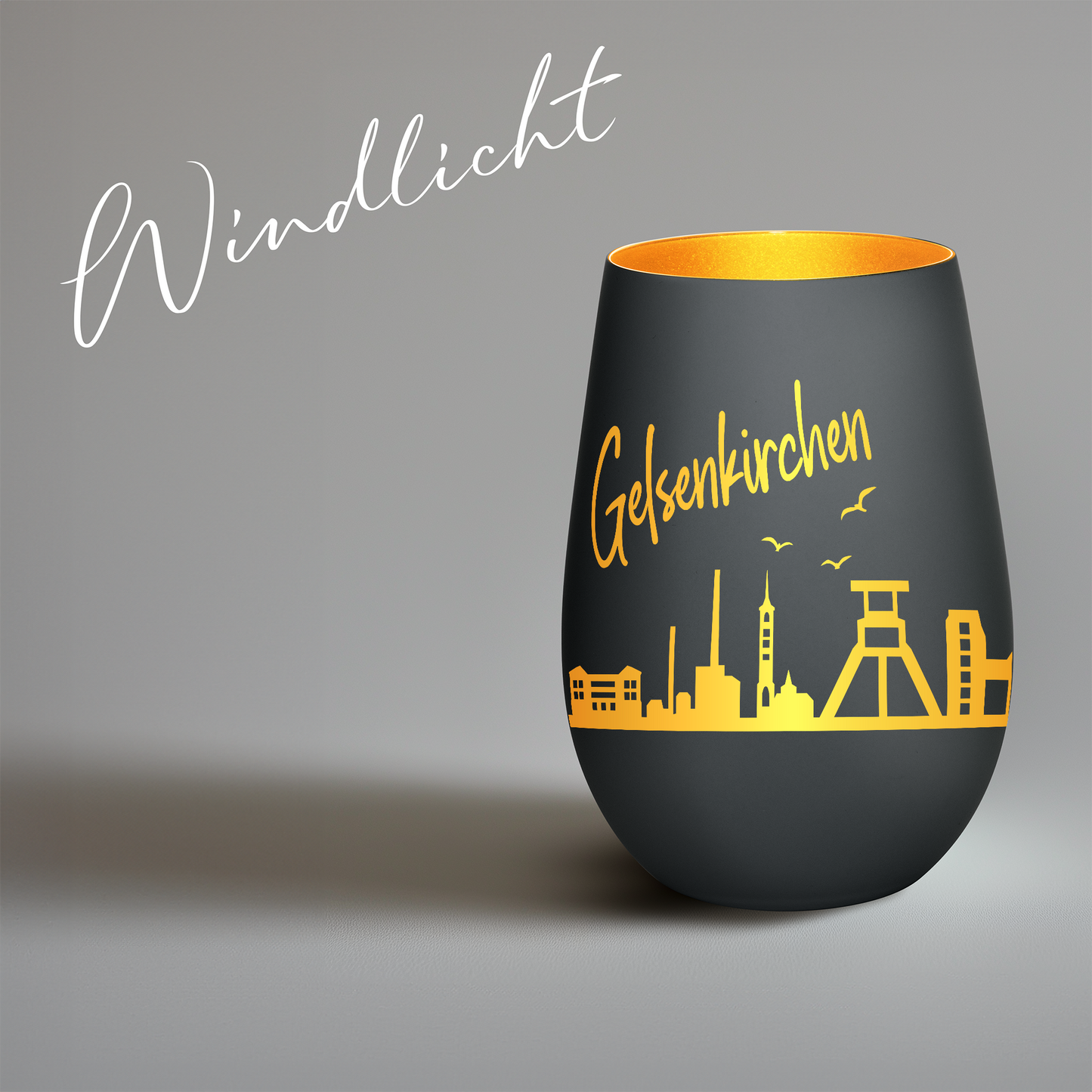 Hochwertiges Glas Windlicht mit Gravur "SKYLINE GELSENKIRCHEN" in der Farbe Schwarz/Gold