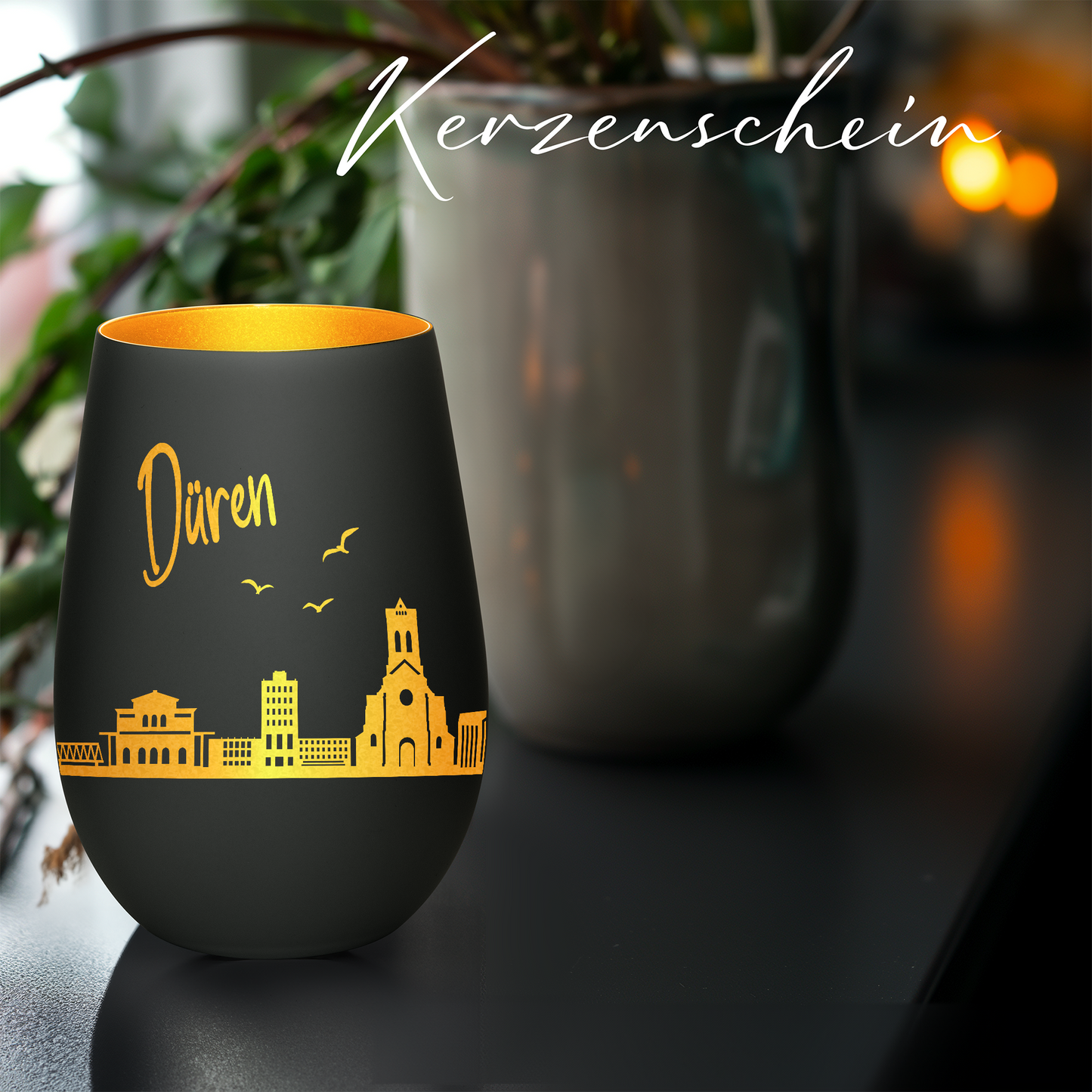 Hochwertiges Glas Windlicht mit Gravur "SKYLINE DÜREN" in der Farbe Schwarz/Gold