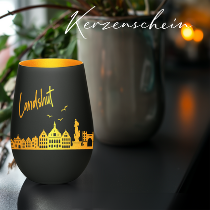 Hochwertiges Glas Windlicht mit Gravur "SKYLINE LANDSHUT" in der Farbe Schwarz/Gold