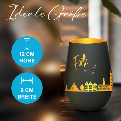 Hochwertiges Glas Windlicht mit Gravur "SKYLINE FÜRTH" in der Farbe Schwarz/Gold