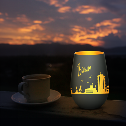Hochwertiges Glas Windlicht mit Gravur "SKYLINE BÜSUM" in der Farbe Schwarz/Gold