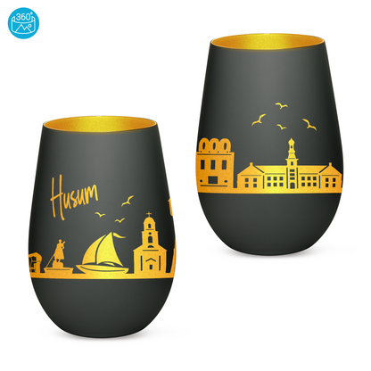 Hochwertiges Glas Windlicht mit Gravur "SKYLINE HUSUM" in der Farbe Schwarz/Gold