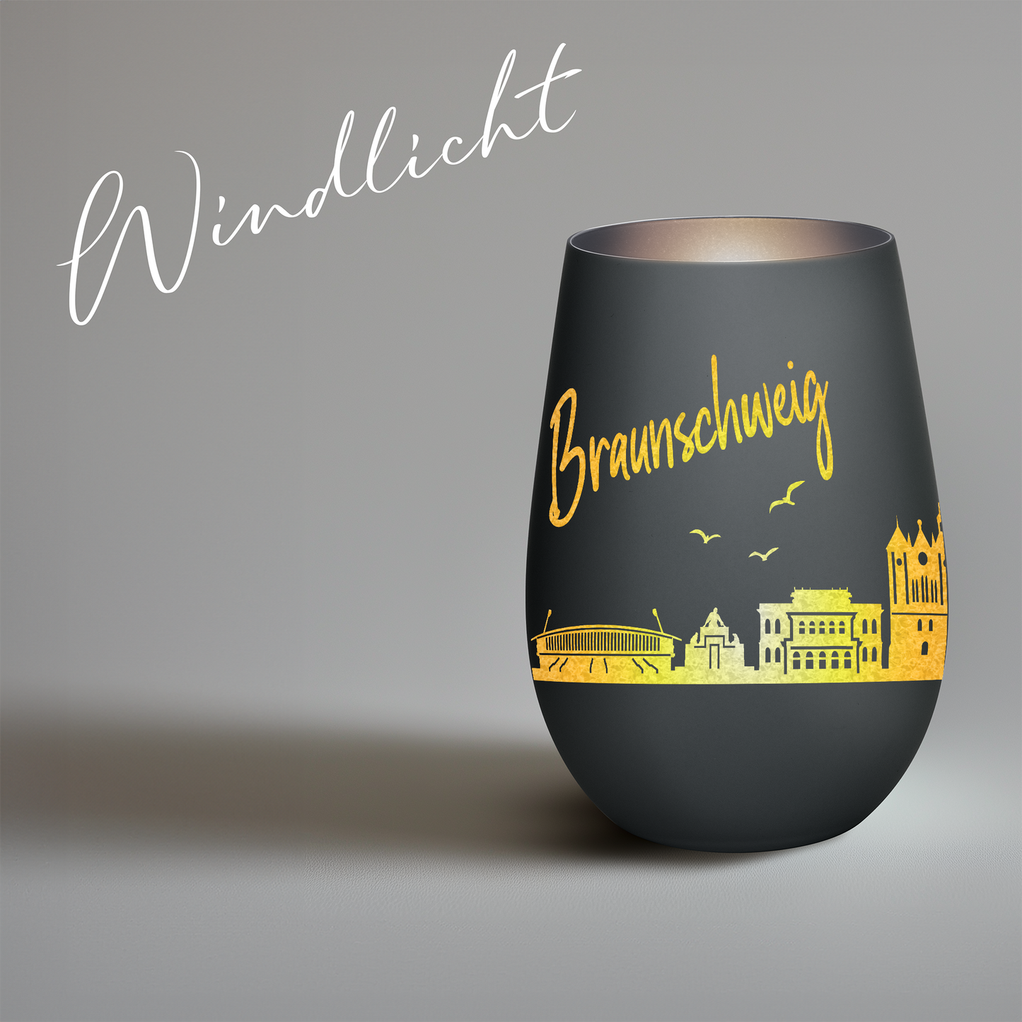 Hochwertiges Glas Windlicht mit Gravur "SKYLINE BRAUNSCHWEIG" in der Farbe Schwarz/Silber