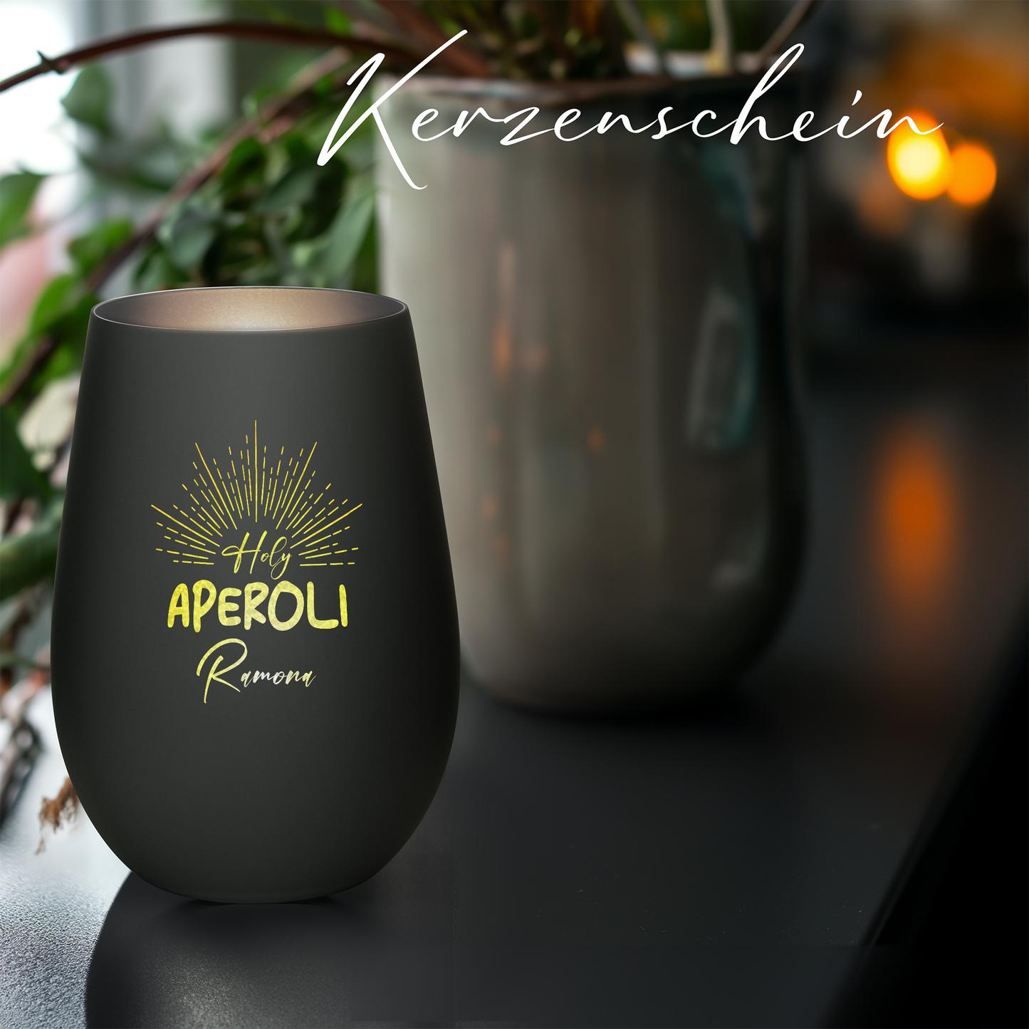 Hochwertiges Glas Windlicht mit Gravur "HOLY APEROLI" mit Wunschname in der Farbe Schwarz/Silber