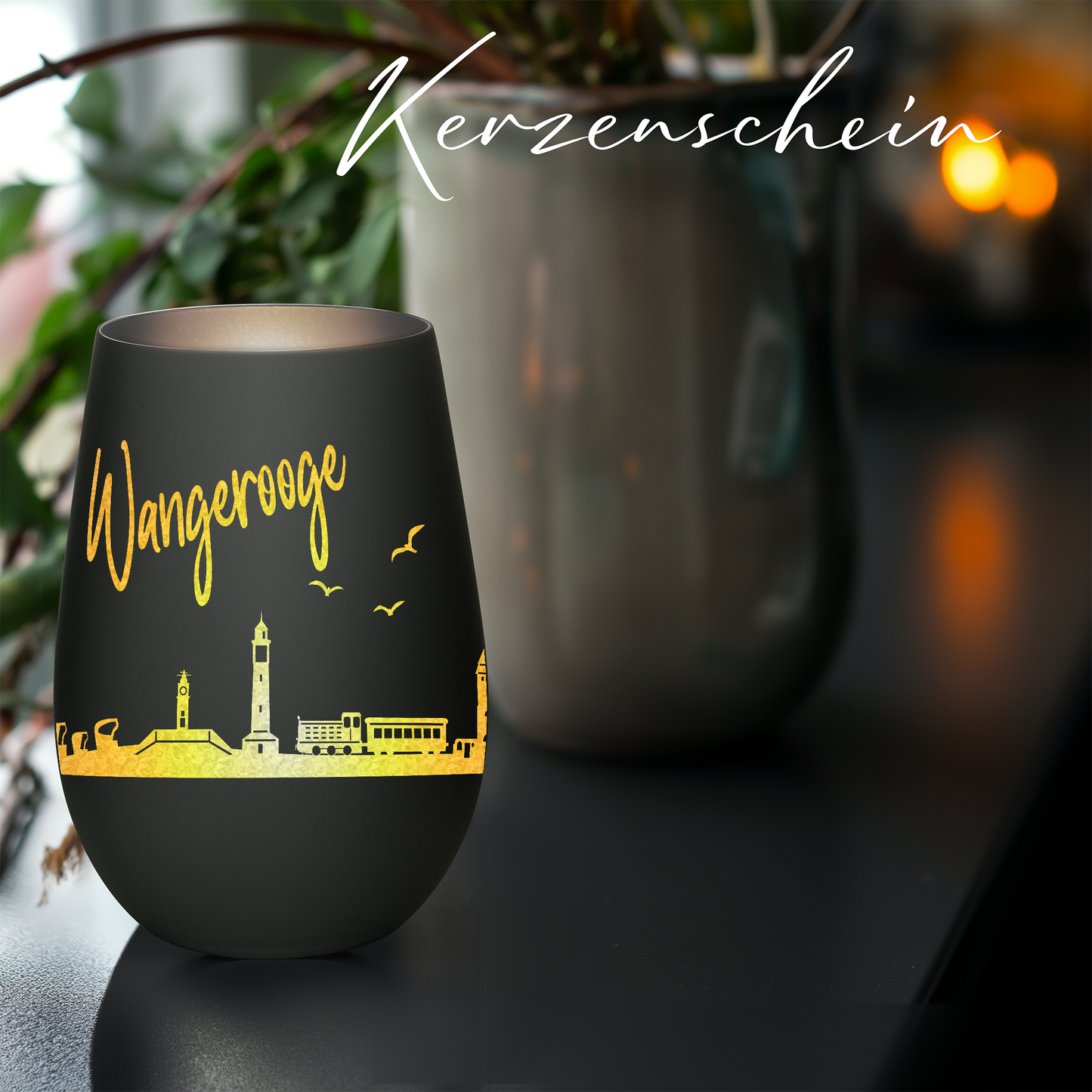 Hochwertiges Glas Windlicht mit Gravur "SKYLINE WANGEROOGE" in der Farbe Schwarz/Silber