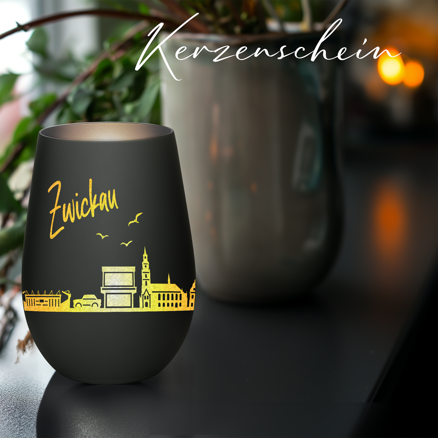 Hochwertiges Glas Windlicht mit Gravur "SKYLINE ZWICKAU" in der Farbe Schwarz/Silber