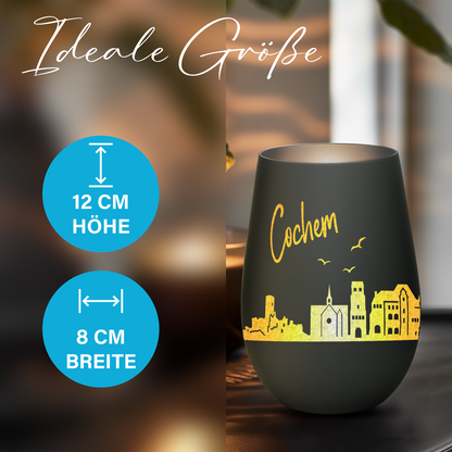 Hochwertiges Glas Windlicht mit Gravur "SKYLINE COCHEM" in der Farbe Schwarz/Silber