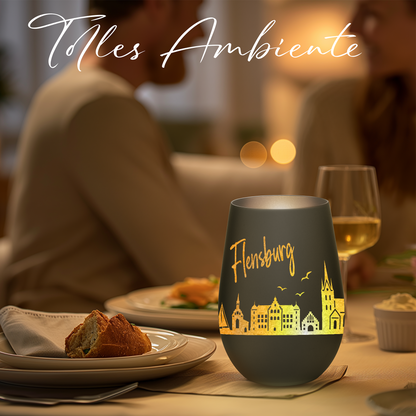 Hochwertiges Glas Windlicht mit Gravur "SKYLINE FLENSBURG" in der Farbe Schwarz/Silber