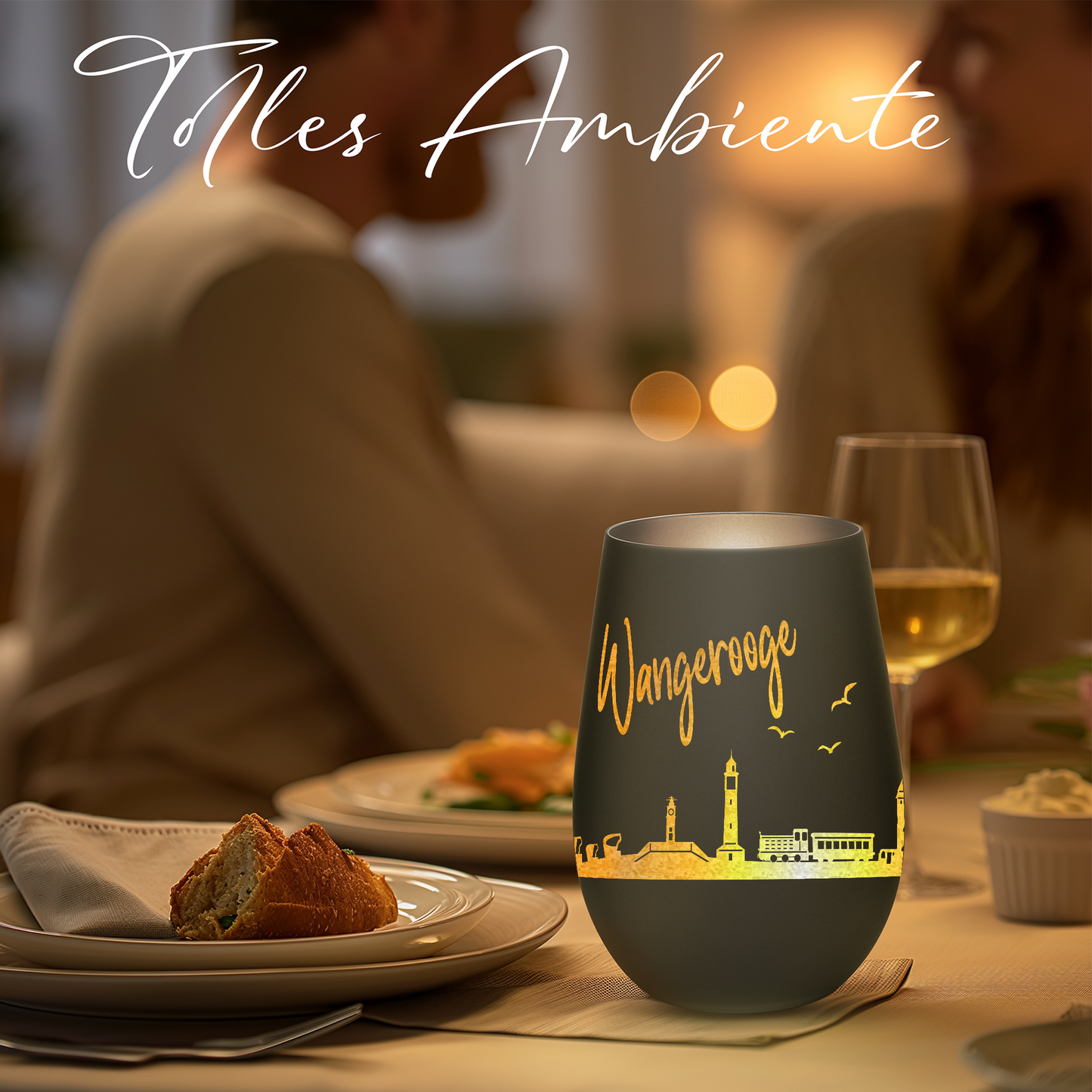 Hochwertiges Glas Windlicht mit Gravur "SKYLINE WANGEROOGE" in der Farbe Schwarz/Silber