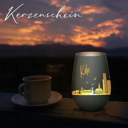 Hochwertiges Glas Windlicht mit Gravur "SKYLINE KÖLN" in der Farbe Schwarz/Silber
