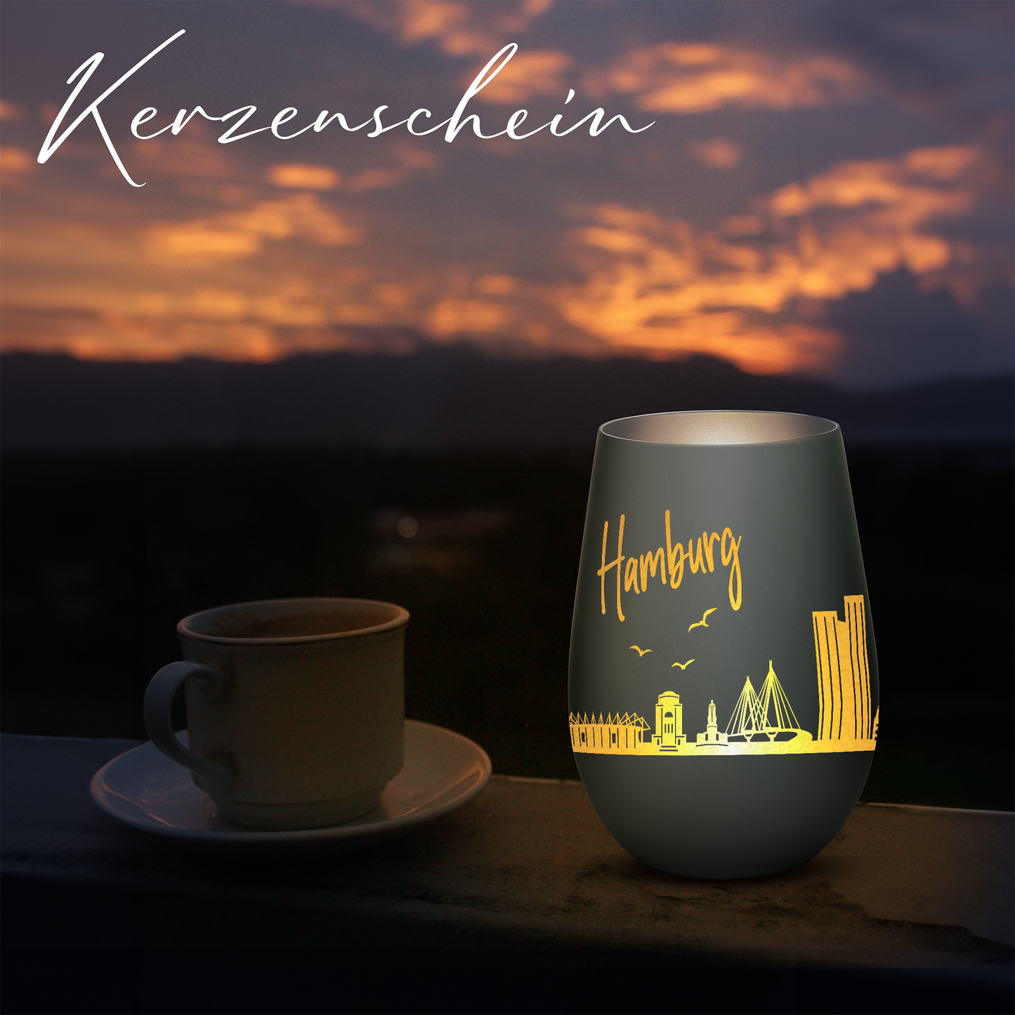 Hochwertiges Glas Windlicht mit Gravur "SKYLINE HAMBURG" in der Farbe Schwarz/Silber