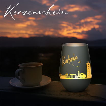 Hochwertiges Glas Windlicht mit Gravur "SKYLINE KARLSRUHE" in der Farbe Schwarz/Silber