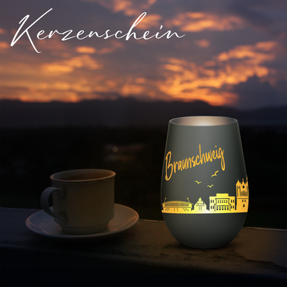 Hochwertiges Glas Windlicht mit Gravur "SKYLINE BRAUNSCHWEIG" in der Farbe Schwarz/Silber