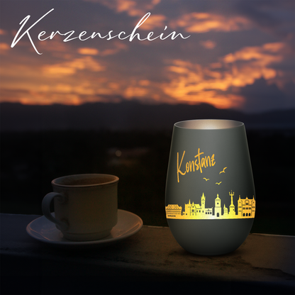 Hochwertiges Glas Windlicht mit Gravur "SKYLINE KONSTANZ" in der Farbe Schwarz/Silber