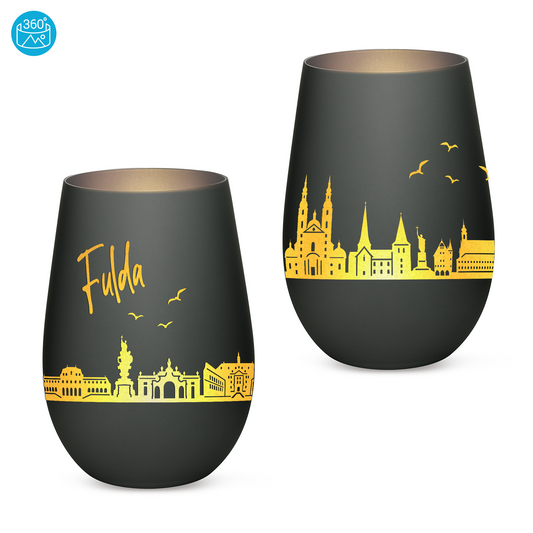 Hochwertiges Glas Windlicht mit Gravur "SKYLINE FULDA" in der Farbe Schwarz/Silber