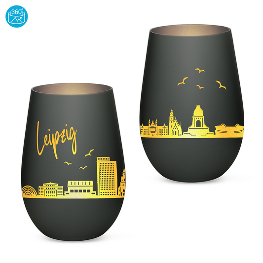 Hochwertiges Glas Windlicht mit Gravur "SKYLINE LEIPZIG" in der Farbe Schwarz/Silber