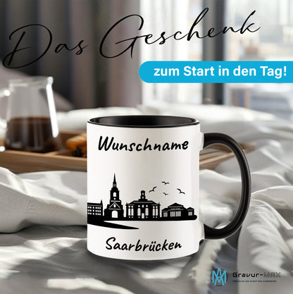 Tasse in Schwarz 330ml bedruckt mit der Skyline von Saarbrücken personalisierbar mit Wunschname