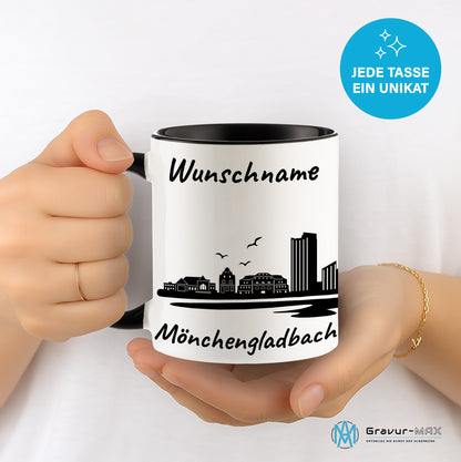 Tasse in Schwarz 330ml bedruckt mit der Skyline von Mönchengladbach personalisierbar mit Wunschname