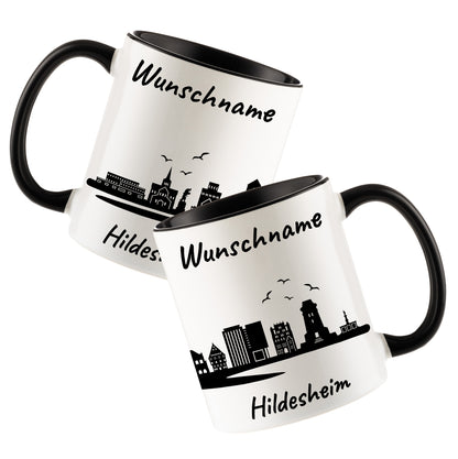 Tasse in Schwarz 330ml bedruckt mit der Skyline von Hildesheim personalisierbar mit Wunschname
