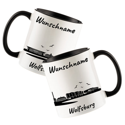 Tasse in Schwarz 330ml bedruckt mit der Skyline von Wolfsburg personalisierbar mit Wunschname
