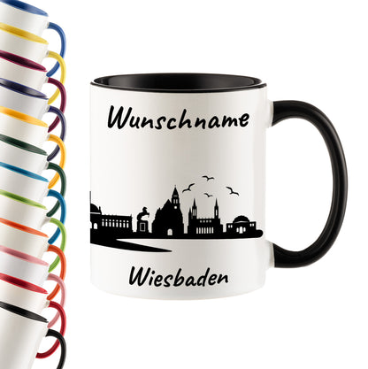 Tasse in Schwarz 330ml bedruckt mit der Skyline von Wiesbaden personalisierbar mit Wunschname