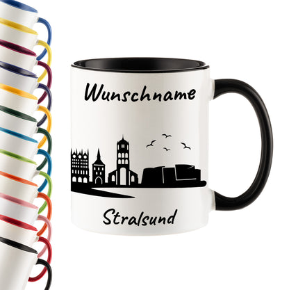 Tasse in Schwarz 330ml bedruckt mit der Skyline von Stralsund personalisierbar mit Wunschname