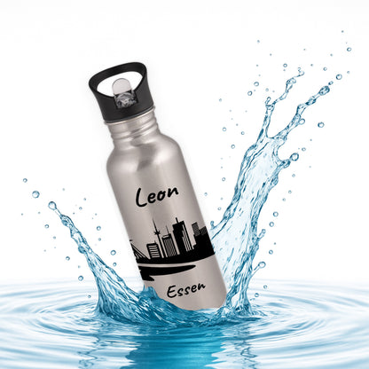 Trinkflasche in Silber 600ml aus Edelstahl bedruckt mit der Skyline von Essen personalisierbar mit Wunschname